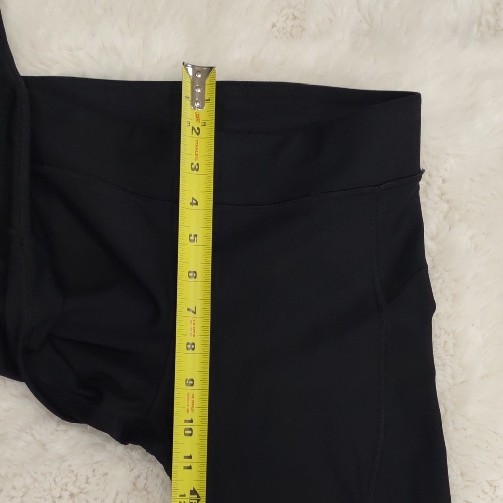 Under Armour Black Leggings - Picture 13 of 17